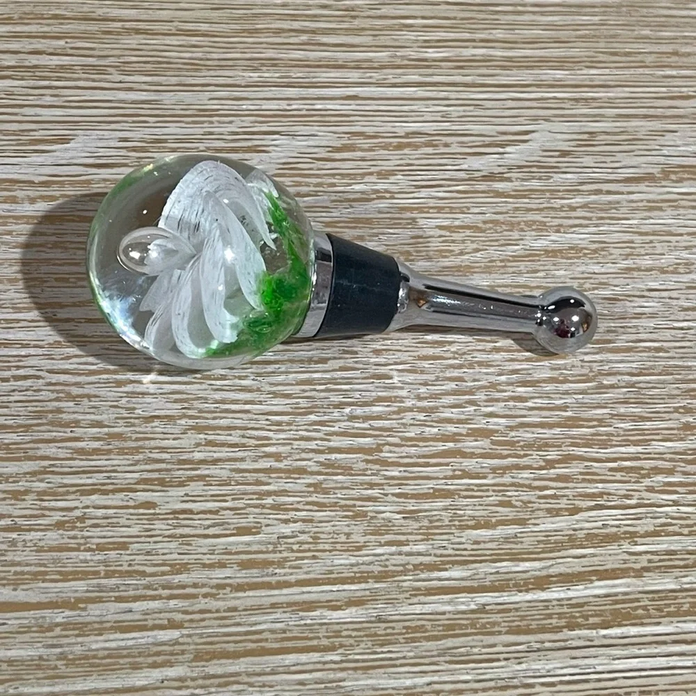 Art Glass Controlled Bubble Sphere Bottle Stopper Wine